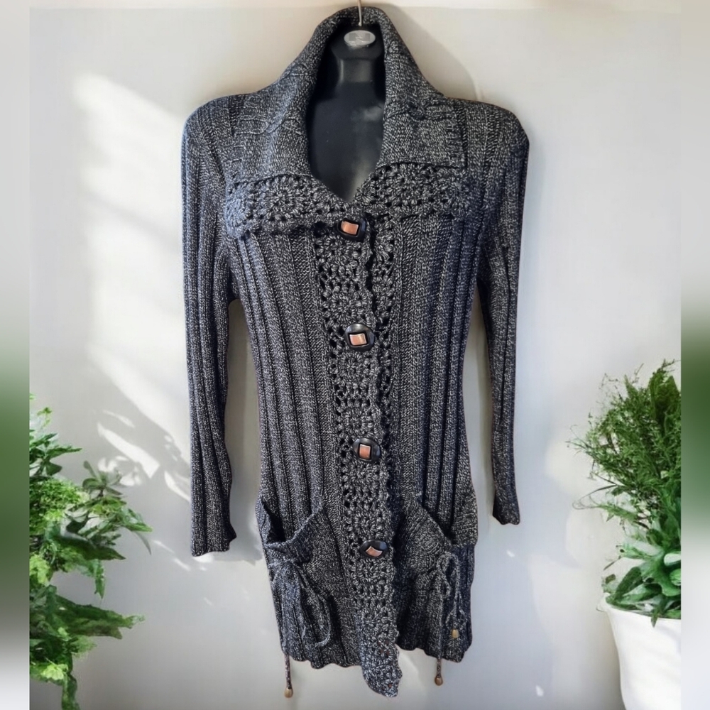 Domani Vintage Black & White Knit Long Cardigan Swearter with Button Details
